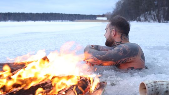 🥶 Zlot Morsów w Augustowie przy –16°C. Ekstremalny pokaz Bartka Wiśniewskiego