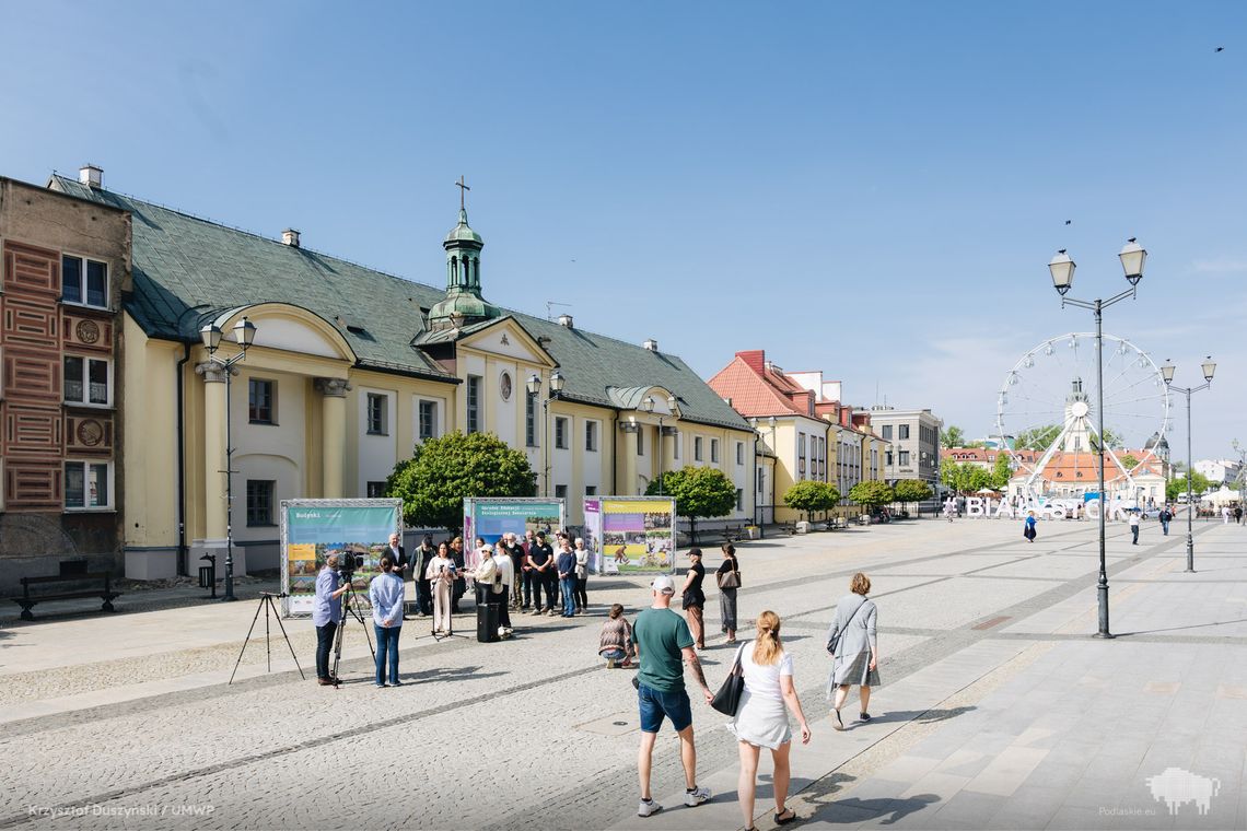 10 lat Podlaskiego Muzeum Kultury Ludowej – wystawa na Rynku Kościuszki w Białymstoku