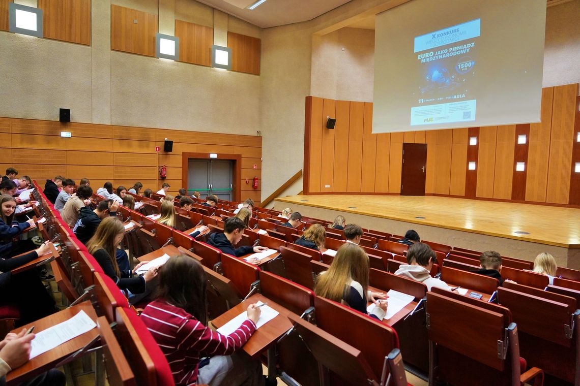 111 uczniów wzięło udział w X Konkursie Wiedzy o Ekonomii i Gospodarce