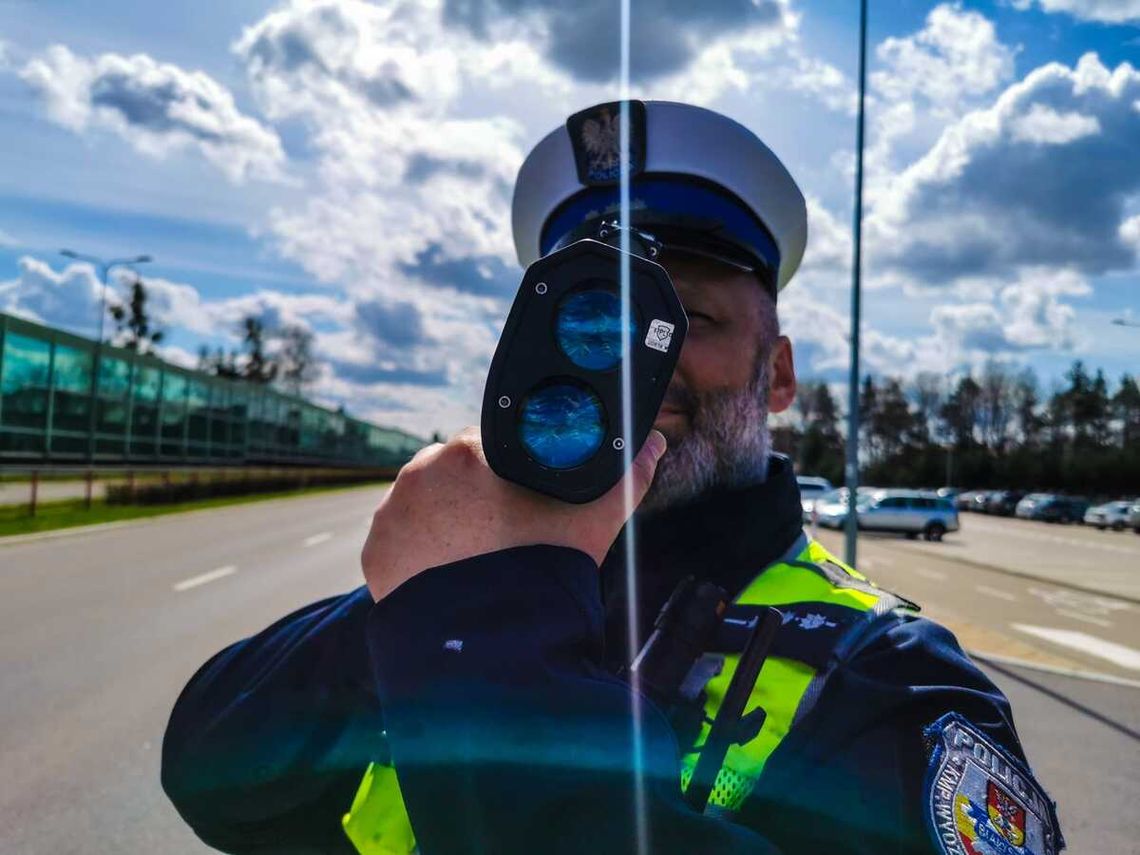 125 km/h w centrum Białegostoku. 19-latek stracił prawo jazdy po nocnym rajdzie 125 km/h w centrum Białegostoku. 19-latek stracił prawo jazdy po nocnym rajdzie