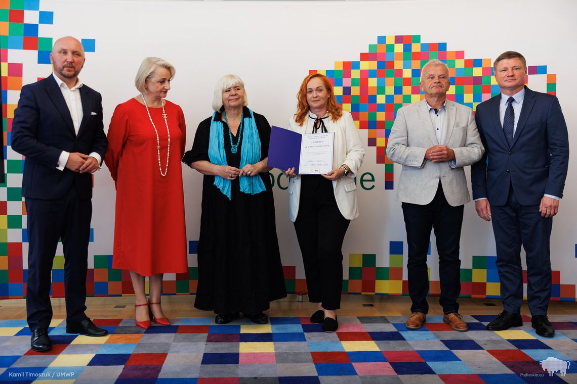 300 tysięcy złotych dla Rad Seniorów w Podlaskiem. Suwalscy seniorzy otrzymali wsparcie na aktywne działania 300 tysięcy złotych dla Rad Seniorów w Podlaskiem. Suwalscy seniorzy otrzymali wsparcie na aktywne działania