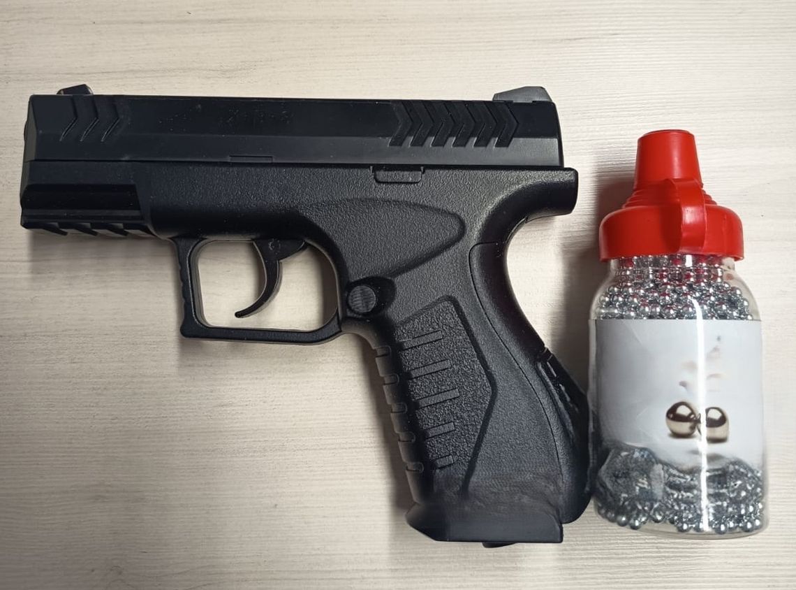 41-latek zatrzymany za groźby i zniszczenie mienia