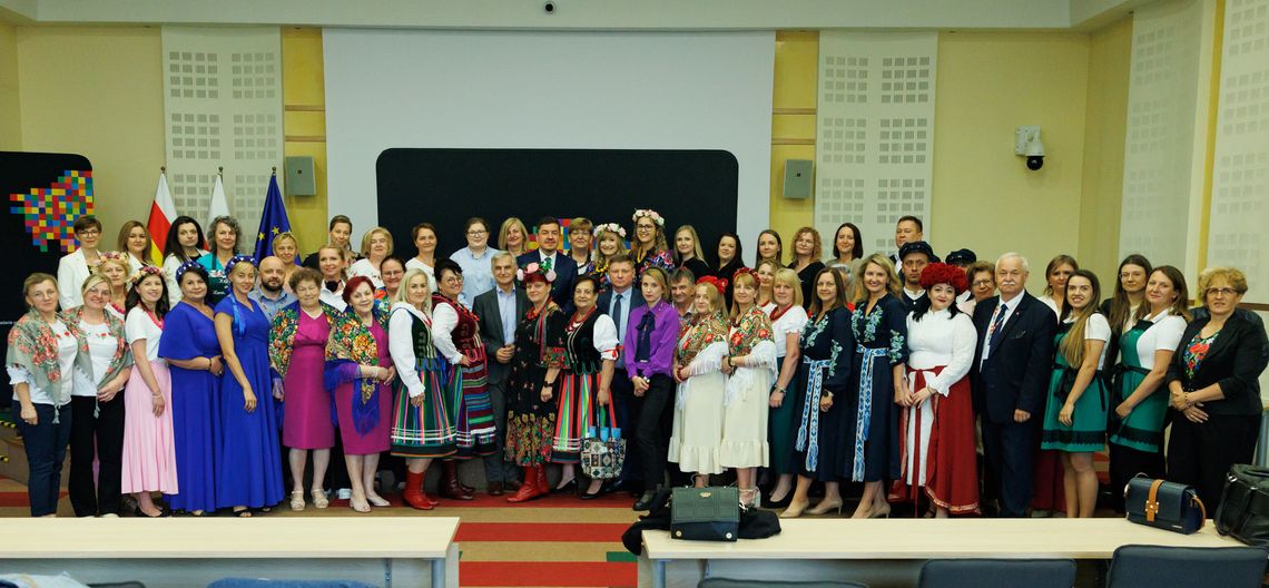 900 tys. zł na rozwój lokalnych społeczności. Organizacje z Podlaskiego otrzymają wsparcie