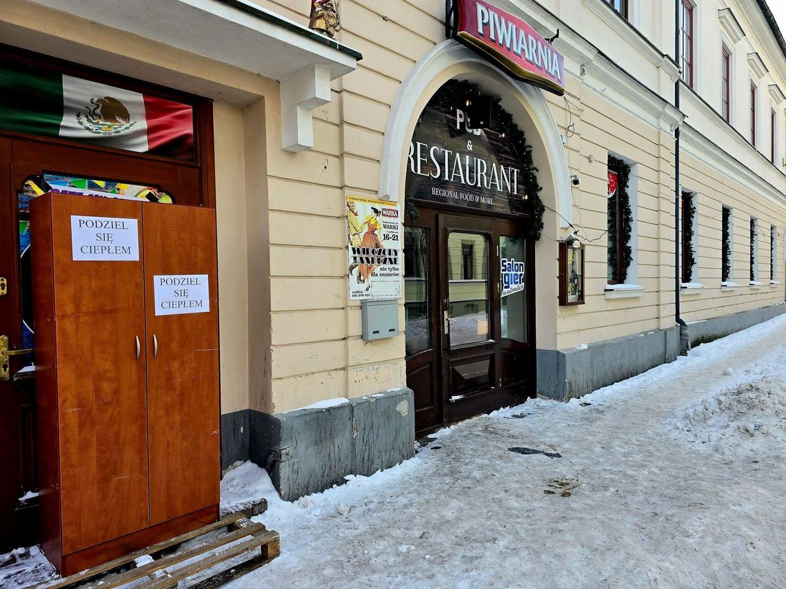 Akcja „Podziel się ciepłem” w Suwałkach. Zbierane są ciepłe ubrania dla potrzebujących