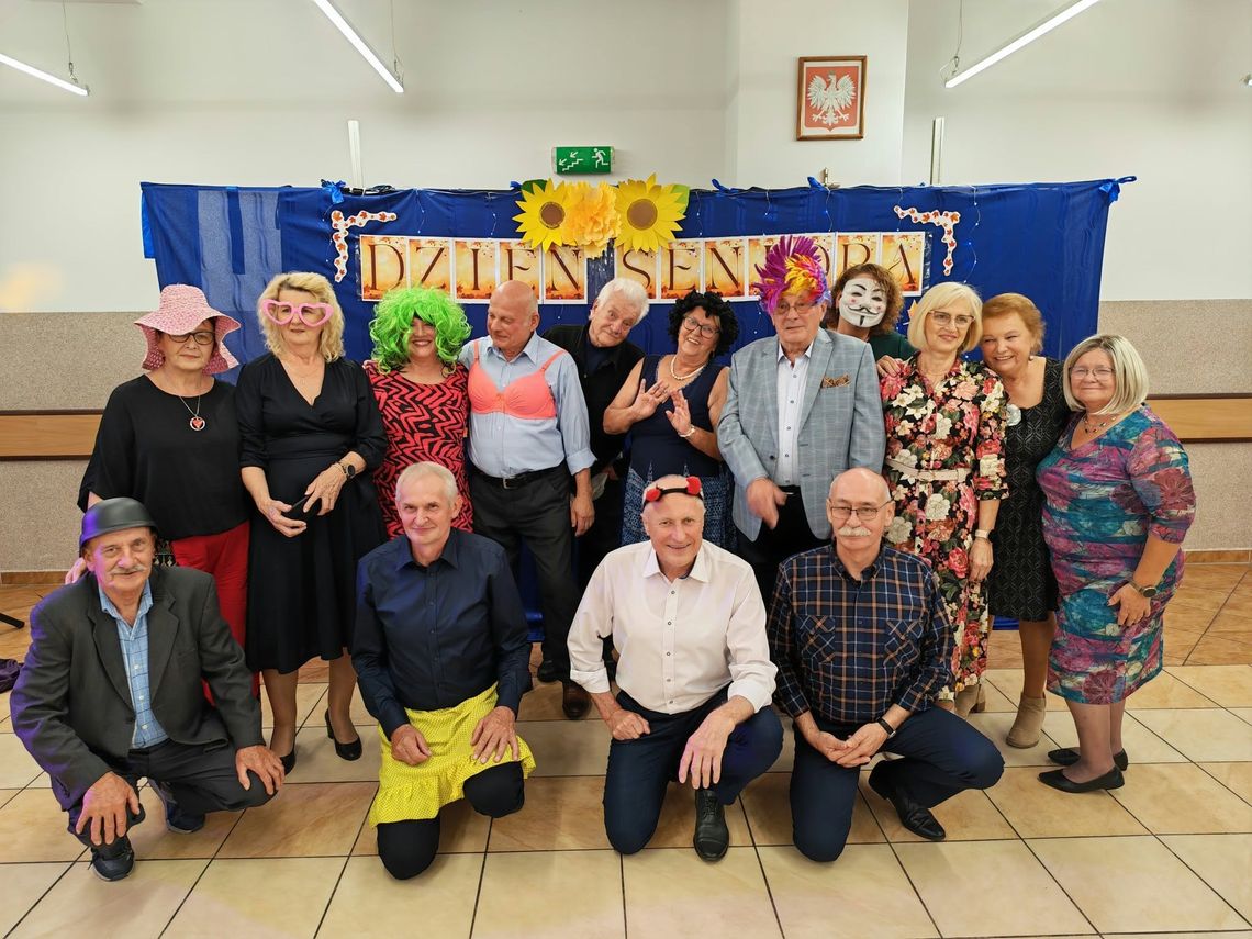 Bal Seniora w Gminnym Ośrodku Kultury w Rutce-Tartak. Był czas na rozmowy i wspólną zabawę Bal Seniora w Gminnym Ośrodku Kultury w Rutce-Tartak. Był czas na rozmowy i wspólną zabawę