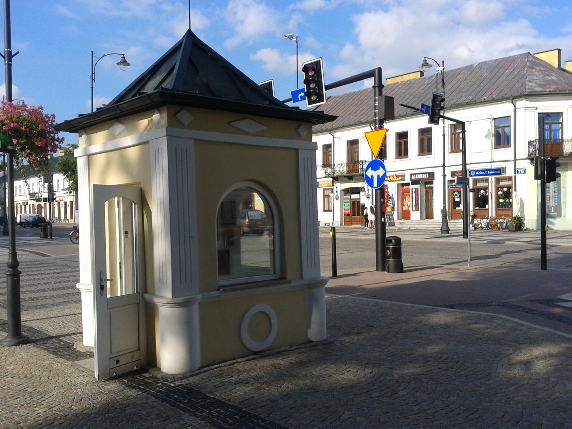 „Bramy Czasu” Joli Grabowskiej w Galerii Jednego Obrazu