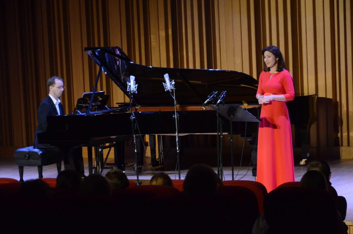Chopin zabrzmiał w Suwałkach. Muzyka mistrza połączyła koncert z warsztatami Chopin zabrzmiał w Suwałkach. Muzyka mistrza połączyła koncert z warsztatami