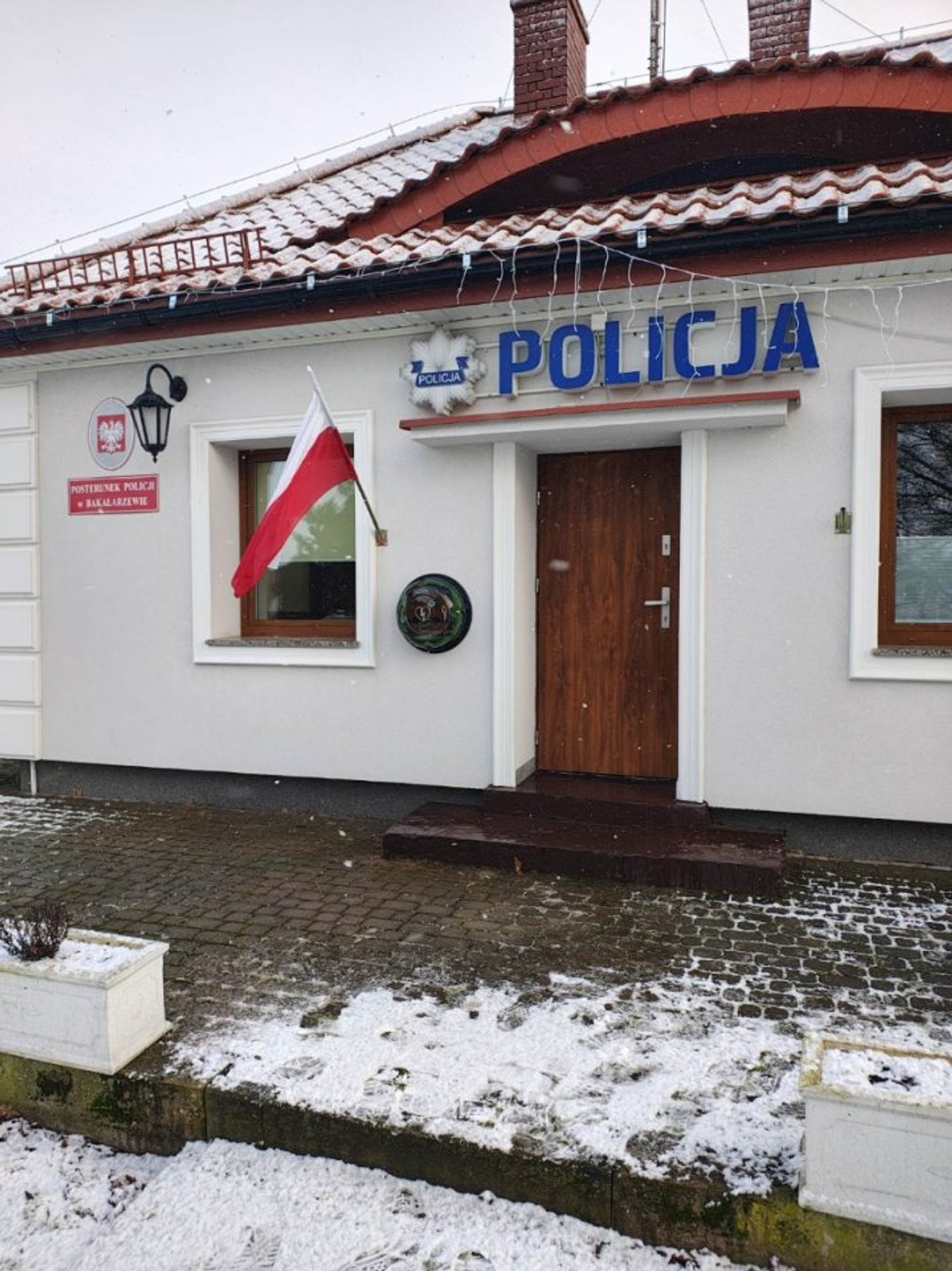Defibrylator AED na Posterunku Policji w Bakałarzewie Defibrylator AED na Posterunku Policji w Bakałarzewie