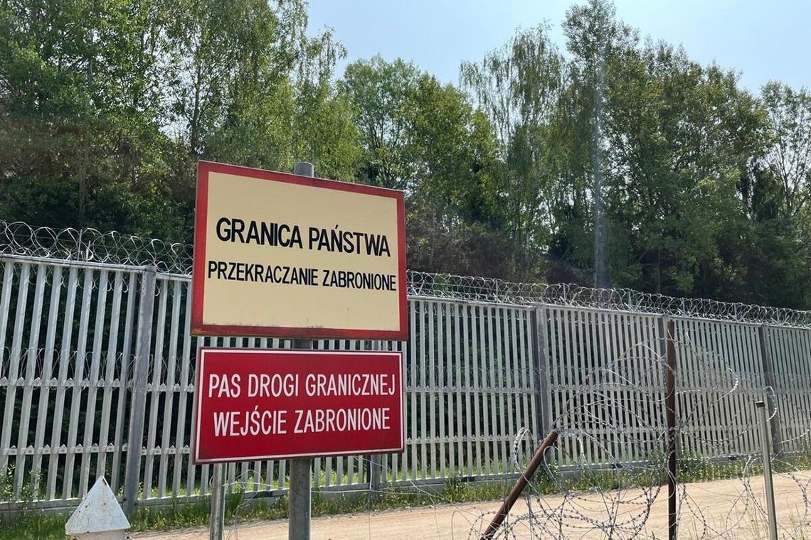 Dwie osoby ukarane za wejście do strefy buforowej przy granicy. Zignorowały zakaz