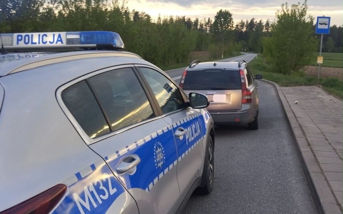 Dwóch nietrzeźwych kierowców zatrzymanych jednego wieczoru przez suwalską policję
