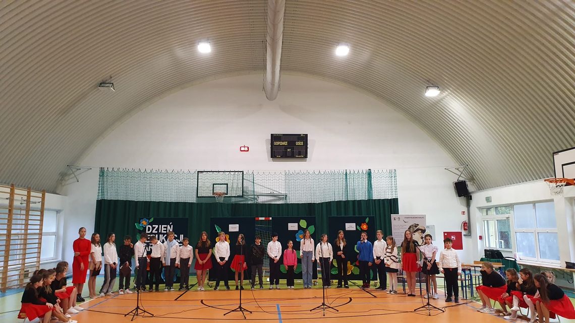 🌸 Dzień Edukacji Narodowej w Szkole Podstawowej im. Marii Konopnickiej w Starym Folwarku 🌸