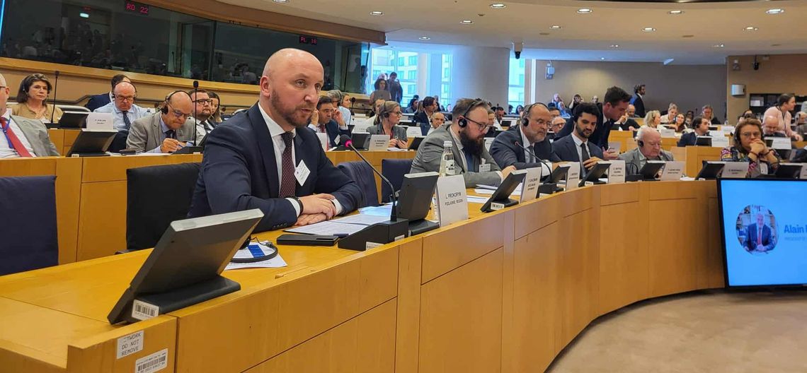 „Europa będzie silna tylko wtedy, gdy silne będą jej regiony” – marszałek Łukasz Prokorym w Parlamencie Europejskim o przyszłości polityki spójności UE 💬 „Europa będzie silna tylko wtedy, gdy silne będą jej regiony” – marszałek Łukasz Prokorym w Parlamencie Europejskim o przyszłości polityki spójności UE 💬