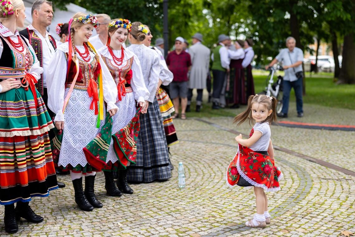 📸 Suwalski Jarmark Folkloru i Smaku 2025