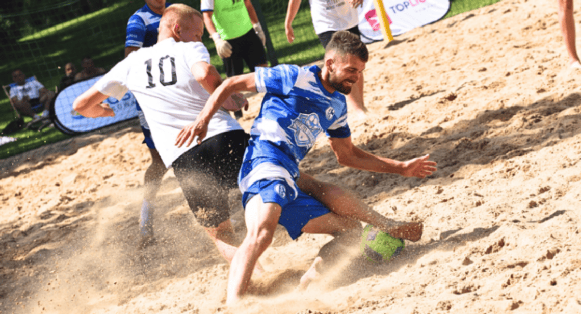 ⚽🌞 Futbolowe emocje na piasku – Festiwal Zabawy 2025 nad Zalewem Arkadia