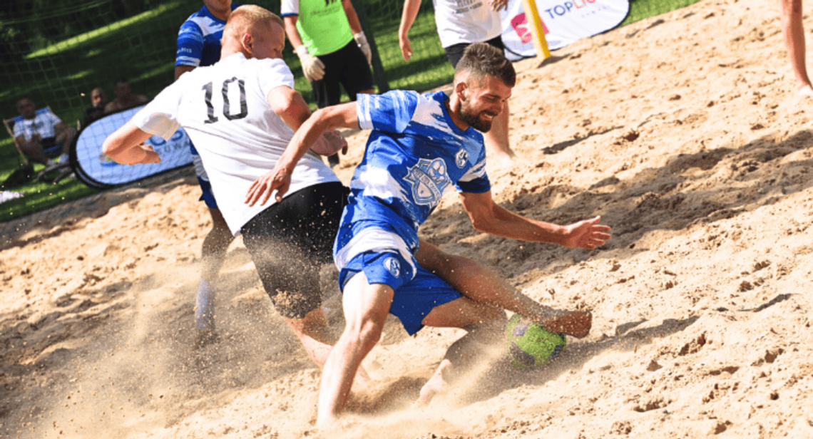 ⚽ Futbolowe emocje na piasku – Festiwal Zabawy 2025 w Suwałkach!