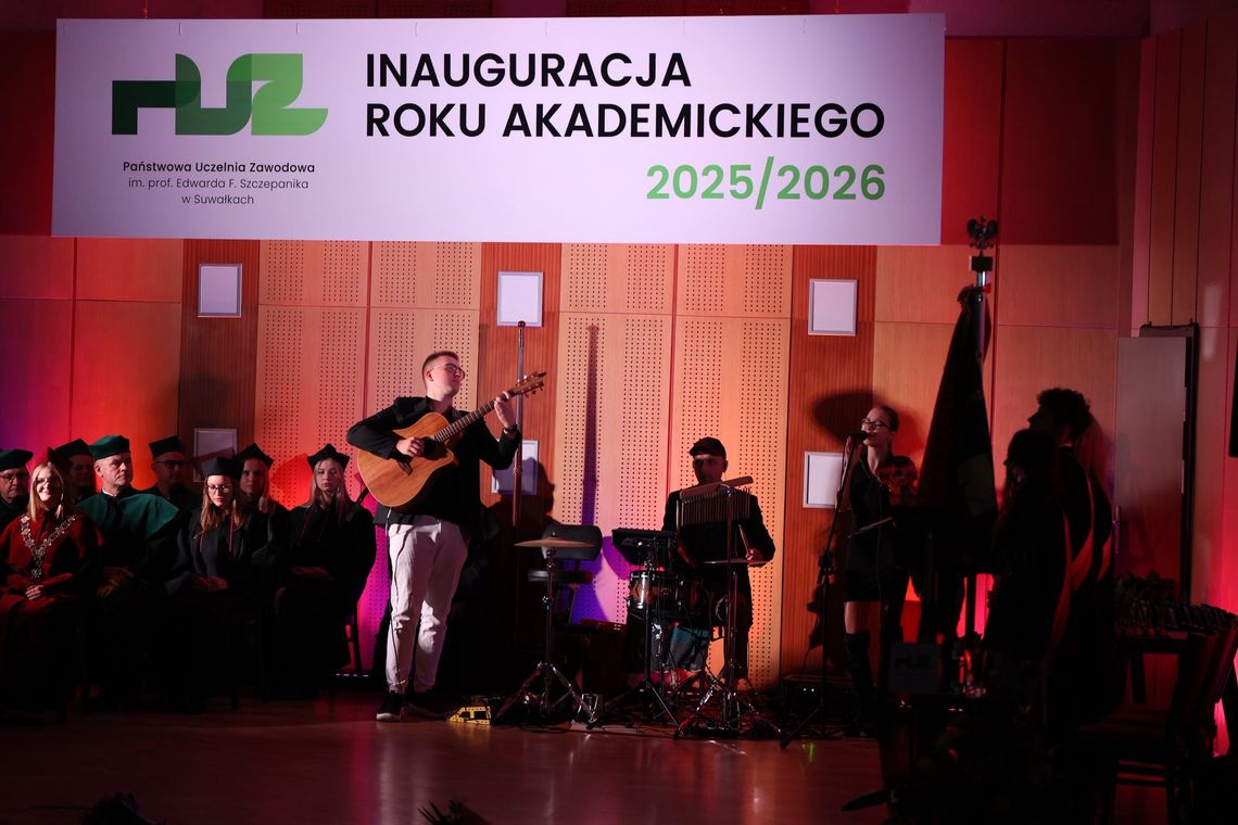 🎓 Inauguracja roku akademickiego w PUZ w Suwałkach – uczelnia świętuje 20-lecie! 🎓 Inauguracja roku akademickiego w PUZ w Suwałkach – uczelnia świętuje 20-lecie!