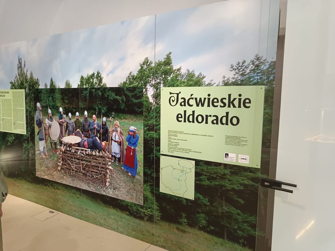 „Jaćwieskie eldorado” dotarło do Warszawy. Wystawa suwalskiego muzeum otwarta w Państwowym Muzeum Archeologicznym „Jaćwieskie eldorado” dotarło do Warszawy. Wystawa suwalskiego muzeum otwarta w Państwowym Muzeum Archeologicznym