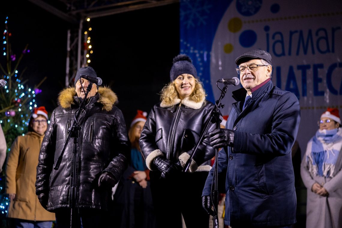 Jarmark Świąteczny 2025 w Suwałkach oficjalnie otwarty
