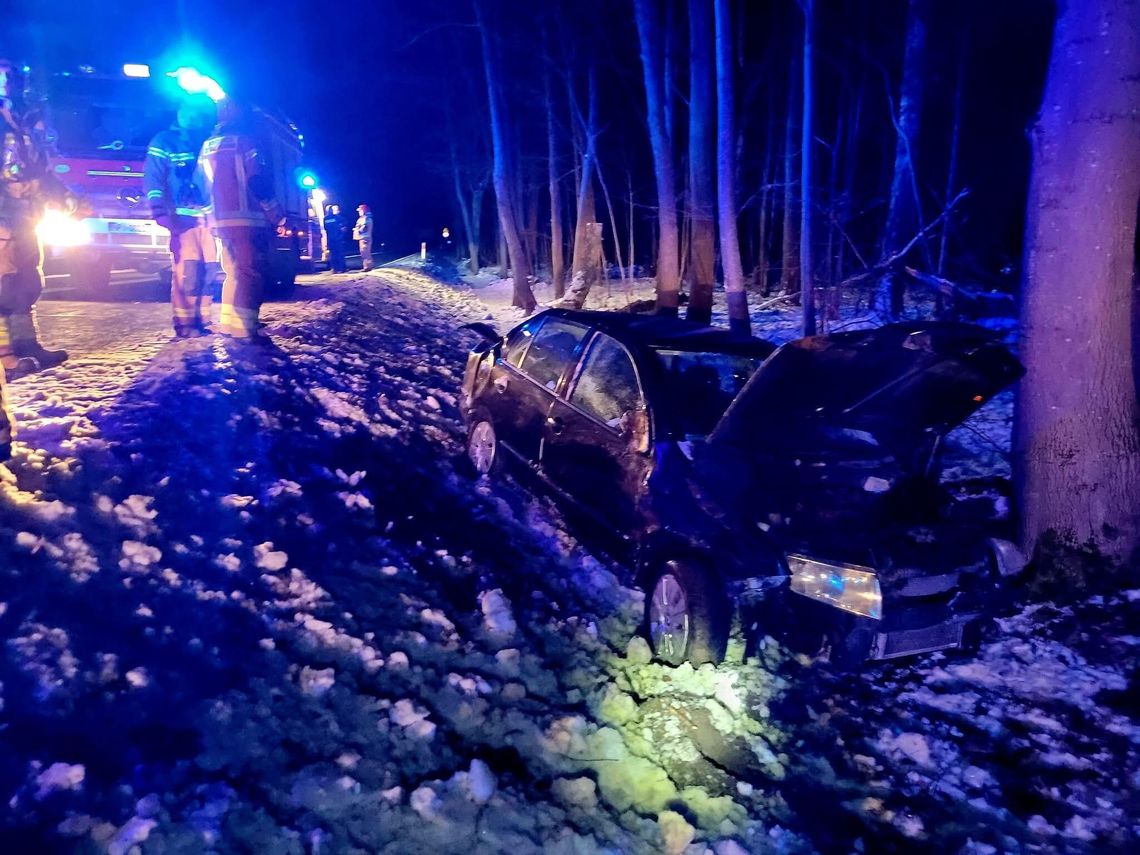 Jazda zakończona w rowie. Nietrzeźwy 61-latek zatrzymany 🚓 Jazda zakończona w rowie. Nietrzeźwy 61-latek zatrzymany 🚓