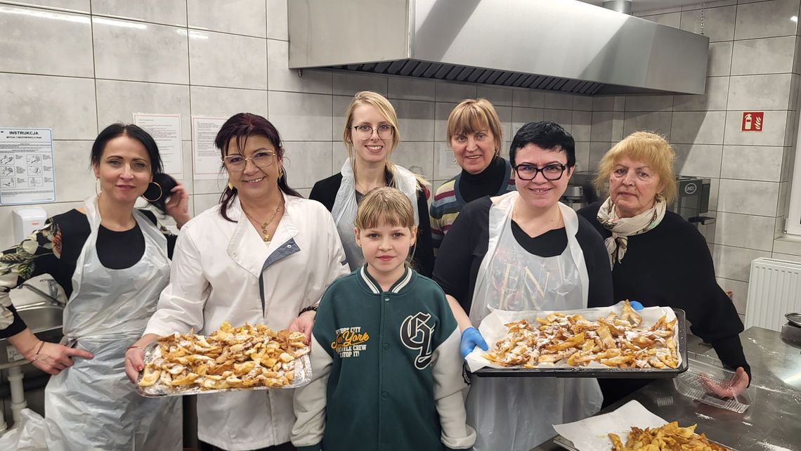 Karnawałowe wypieki w Sobolewie. Warsztaty przyciągnęły miłośników tradycyjnych smaków