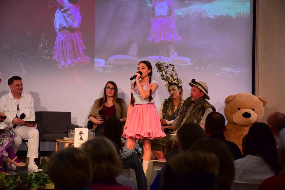 „Karolcia” z teatru na papier. Wyjątkowa premiera książki w Książnicy Podlaskiej