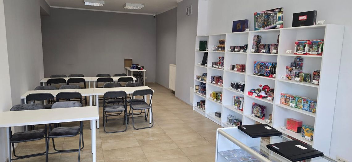 🃏 Kartonada – nowe miejsce dla fanów gier karcianych i kolekcjonerów w Suwałkach 🃏 Kartonada – nowe miejsce dla fanów gier karcianych i kolekcjonerów w Suwałkach