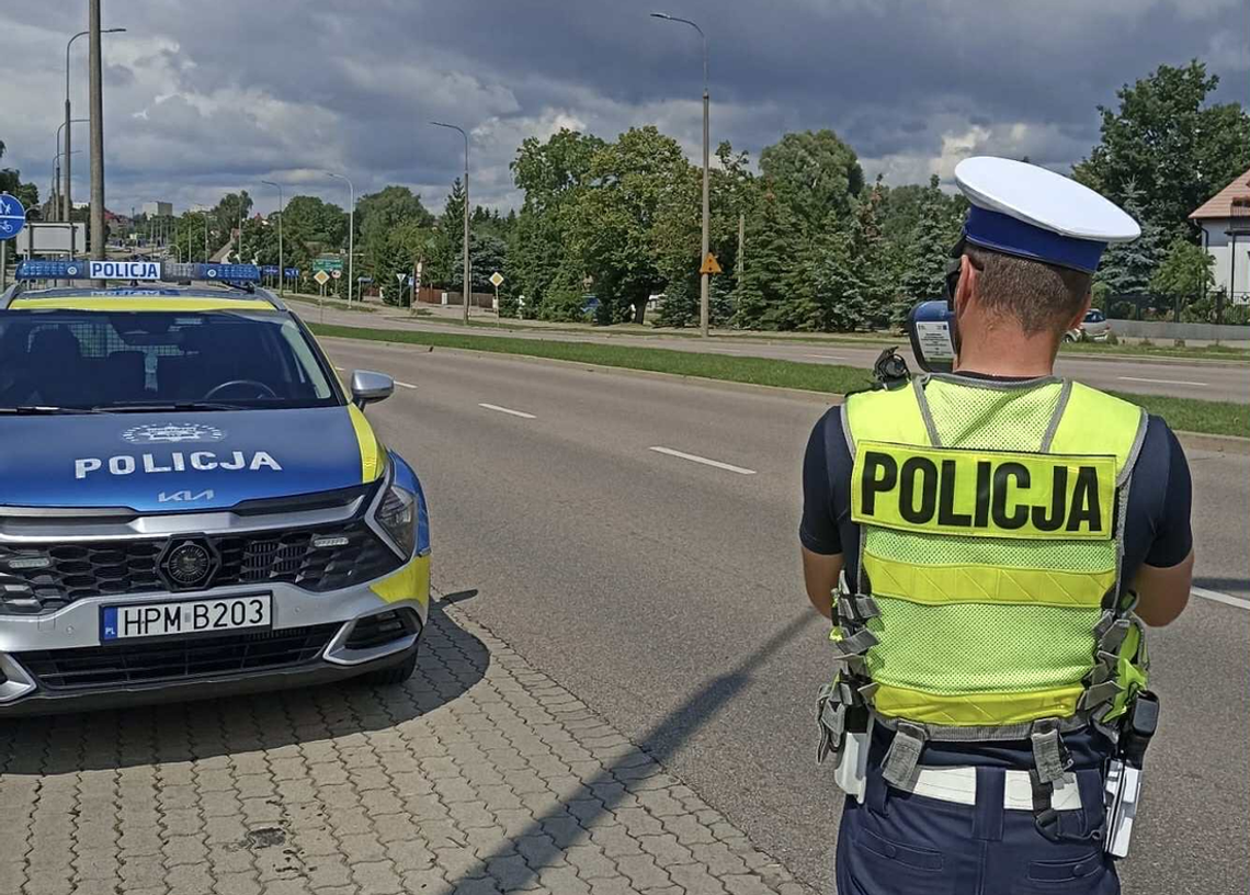🚔 Kierował mimo sądowego zakazu i przekroczył prędkość 🚔 Kierował mimo sądowego zakazu i przekroczył prędkość