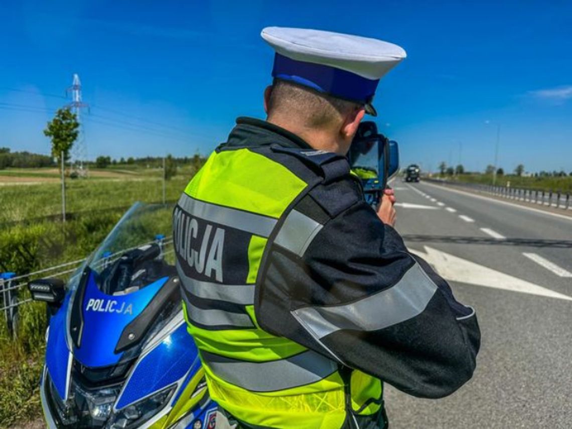 Kierowca Audi stracił prawo jazdy. W Kamieniu pędził o 51 km/h za szybko
