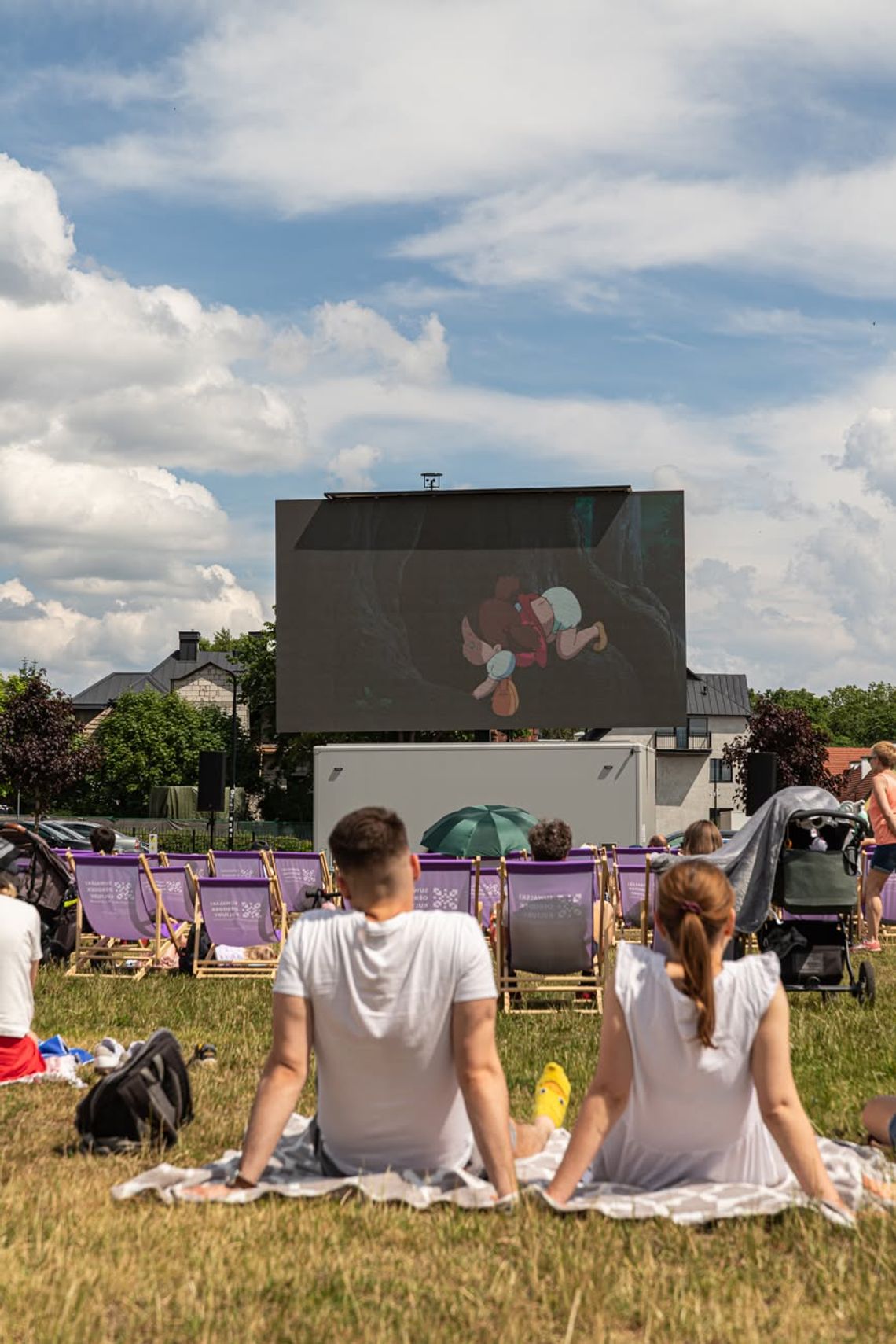 Kino na Bulwarach powraca. Tym razem widzowie obejrzą „Niewinnych czarodziejów” Andrzeja Wajdy