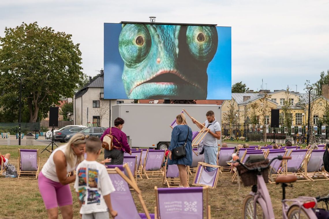 Kino na Bulwarach przyciągnęło rodziny. Niedzielne popołudnie z filmem „Rango”