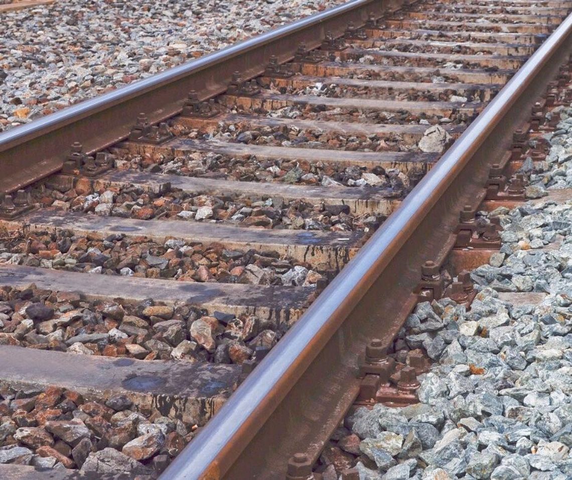 📢 Komunikat w sprawie informacji o gałęziach pozostawionych na torach kolejowych w powiecie suwalskim 📢 Komunikat w sprawie informacji o gałęziach pozostawionych na torach kolejowych w powiecie suwalskim