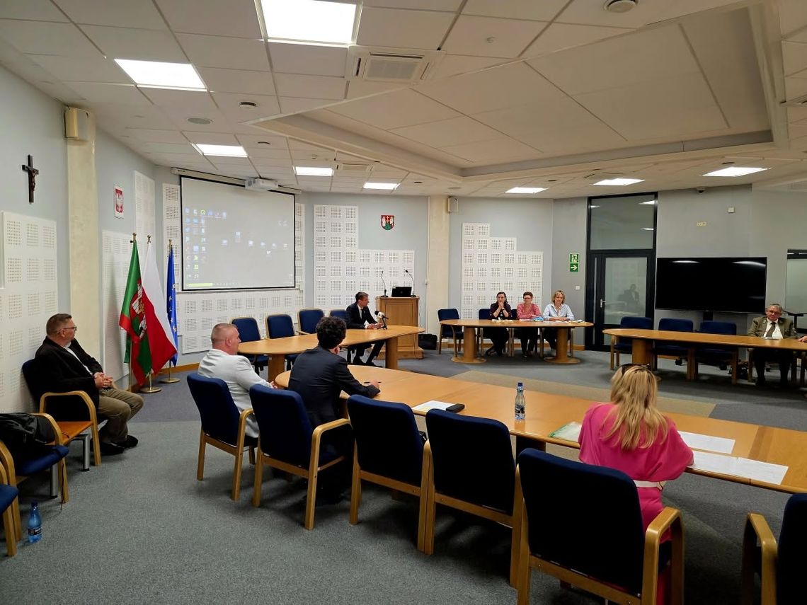 Konferencja ekologiczna w Urzędzie Miejskim. Szkoły i przedszkola mogą skorzystać z oferty edukacyjnej Konferencja ekologiczna w Urzędzie Miejskim. Szkoły i przedszkola mogą skorzystać z oferty edukacyjnej