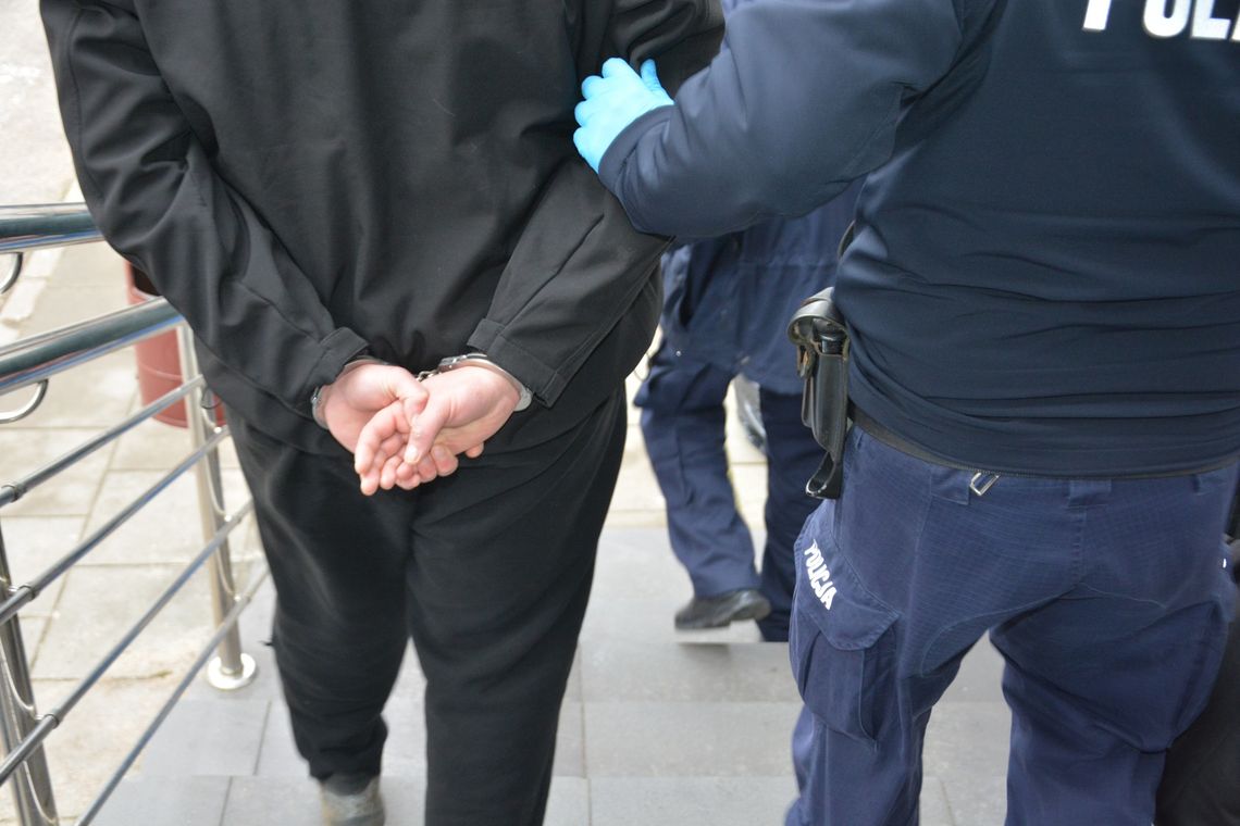 KRADŁ – TRAFIŁ NA 2 MIESIĄCE DO ARESZTU