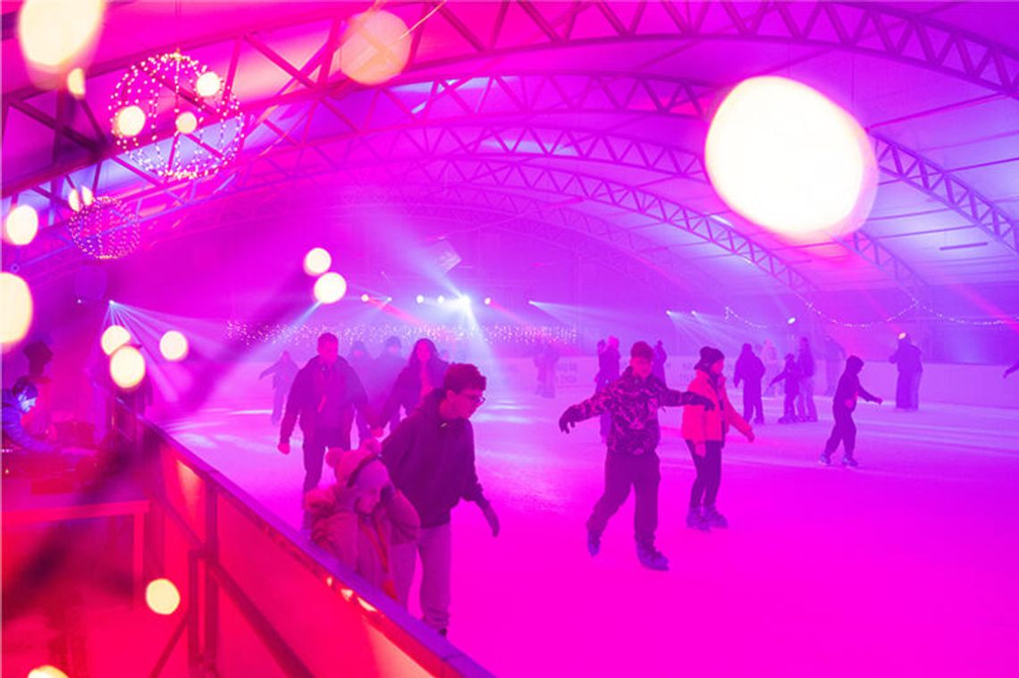Lodowisko w Suwałkach czynne do końca lutego. To ostatni moment na zimowe szaleństwo ⛸️❄️