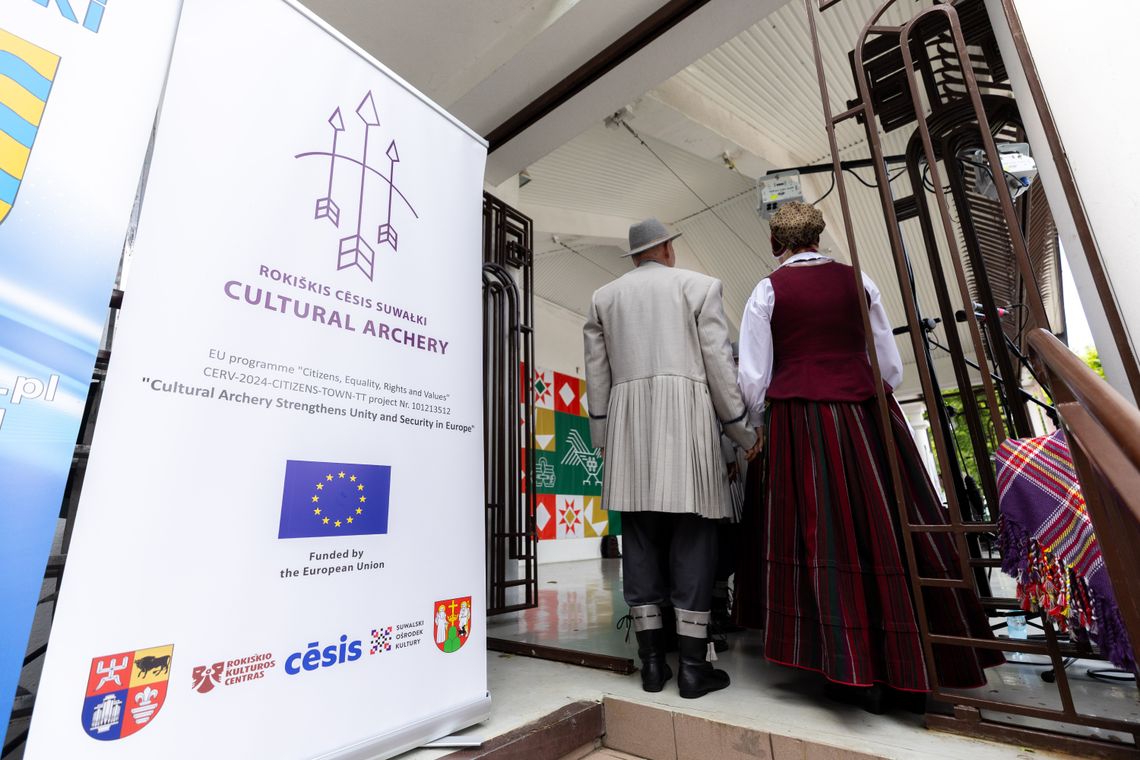 🎯 „Łucznictwo Kulturowe Wzmacnia Jedność i Bezpieczeństwo w Europie“ – międzynarodowa wymiana w Suwałkach! 🌍
