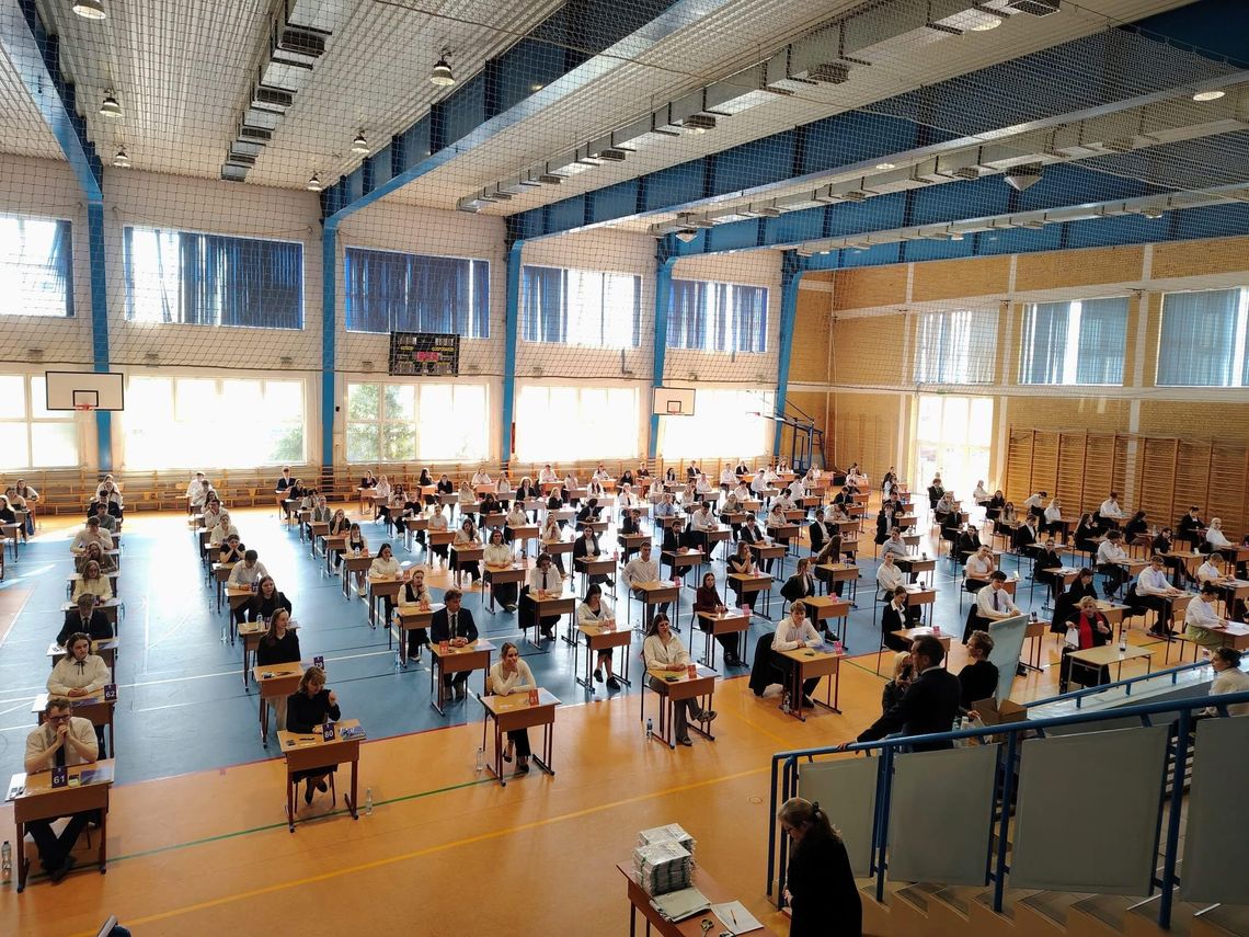 Maturzyści zmierzyli się z matematyką – drugi dzień egzaminów za nimi
