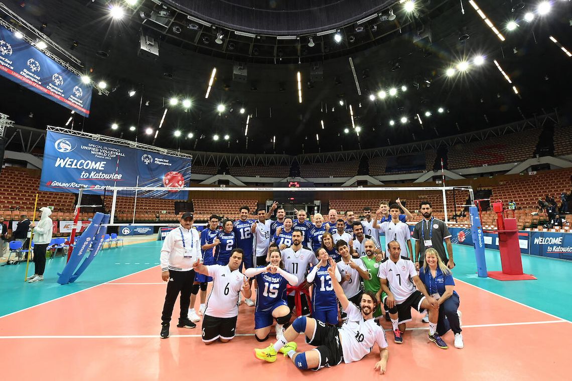 🏐 Mecz Gwiazd w Spodku: emocje, legendy i niezwykła jedność sportu! 🌟