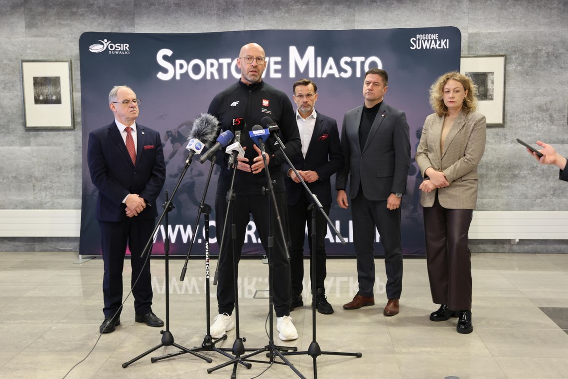 🏟️ Minister Sportu i Turystyki w Suwałkach. Wizytacja inwestycji i nowa koncepcja zagospodarowania basenu 🏟️ Minister Sportu i Turystyki w Suwałkach. Wizytacja inwestycji i nowa koncepcja zagospodarowania basenu