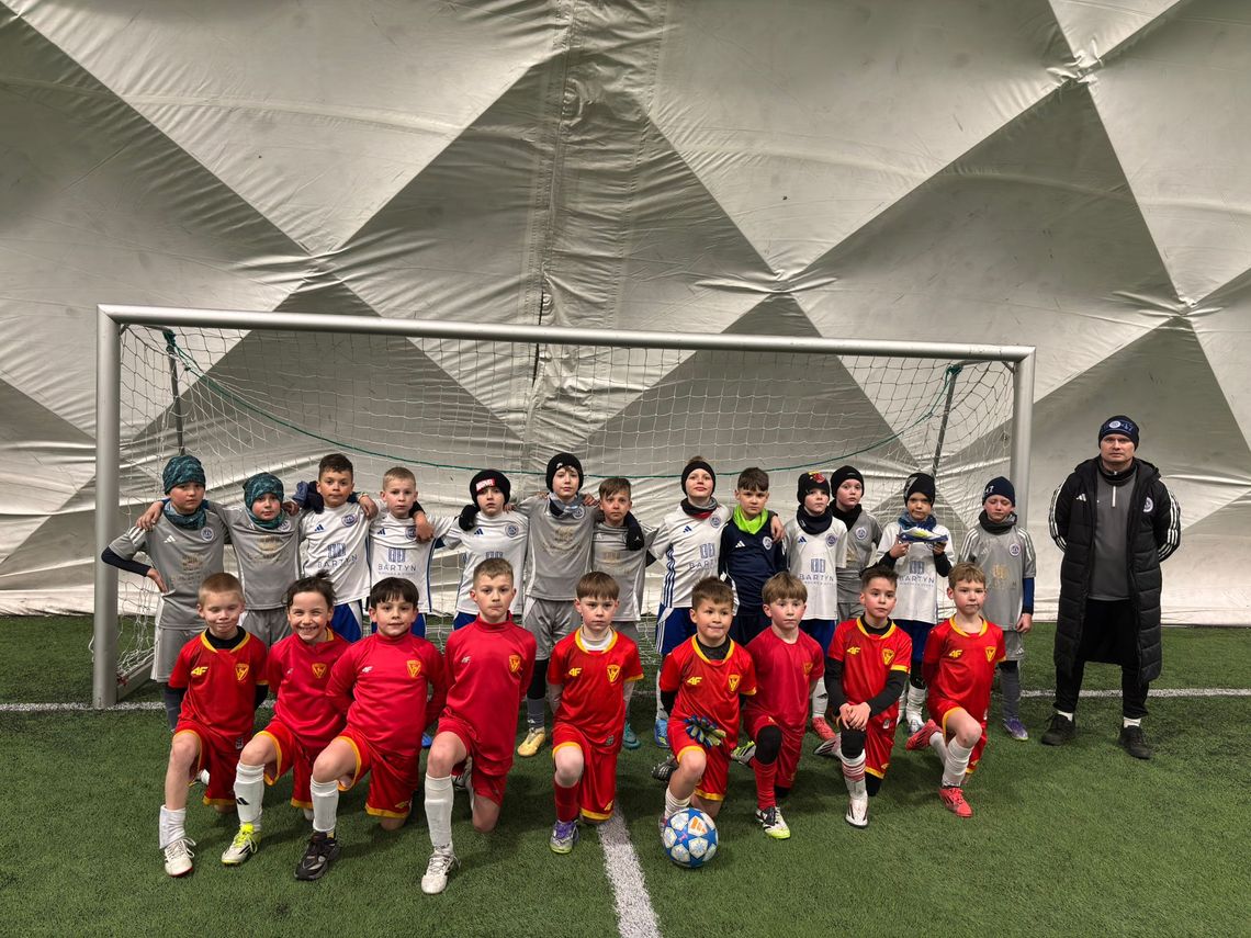 Młodzi piłkarze Wigier na wyjeździe w Warszawie – trzy dni pełne emocji! Młodzi piłkarze Wigier na wyjeździe w Warszawie – trzy dni pełne emocji!