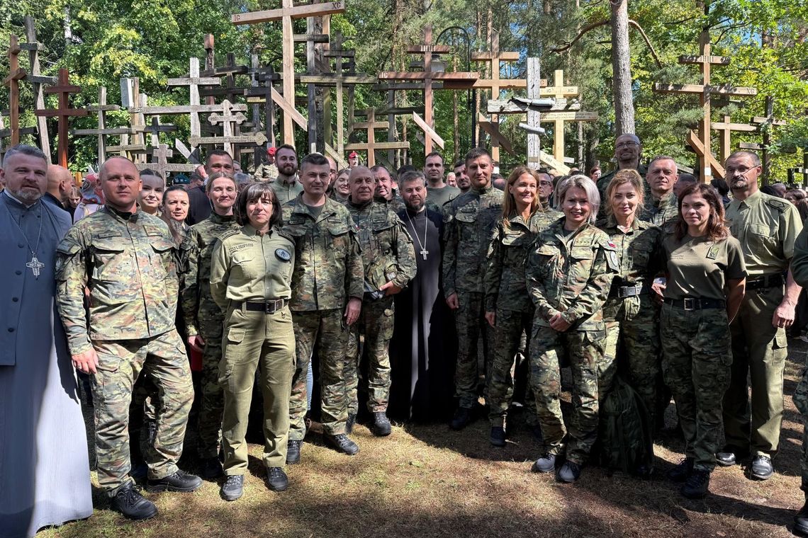 Mundurowi po raz 31. pielgrzymowali na Świętą Górę Grabarkę Mundurowi po raz 31. pielgrzymowali na Świętą Górę Grabarkę