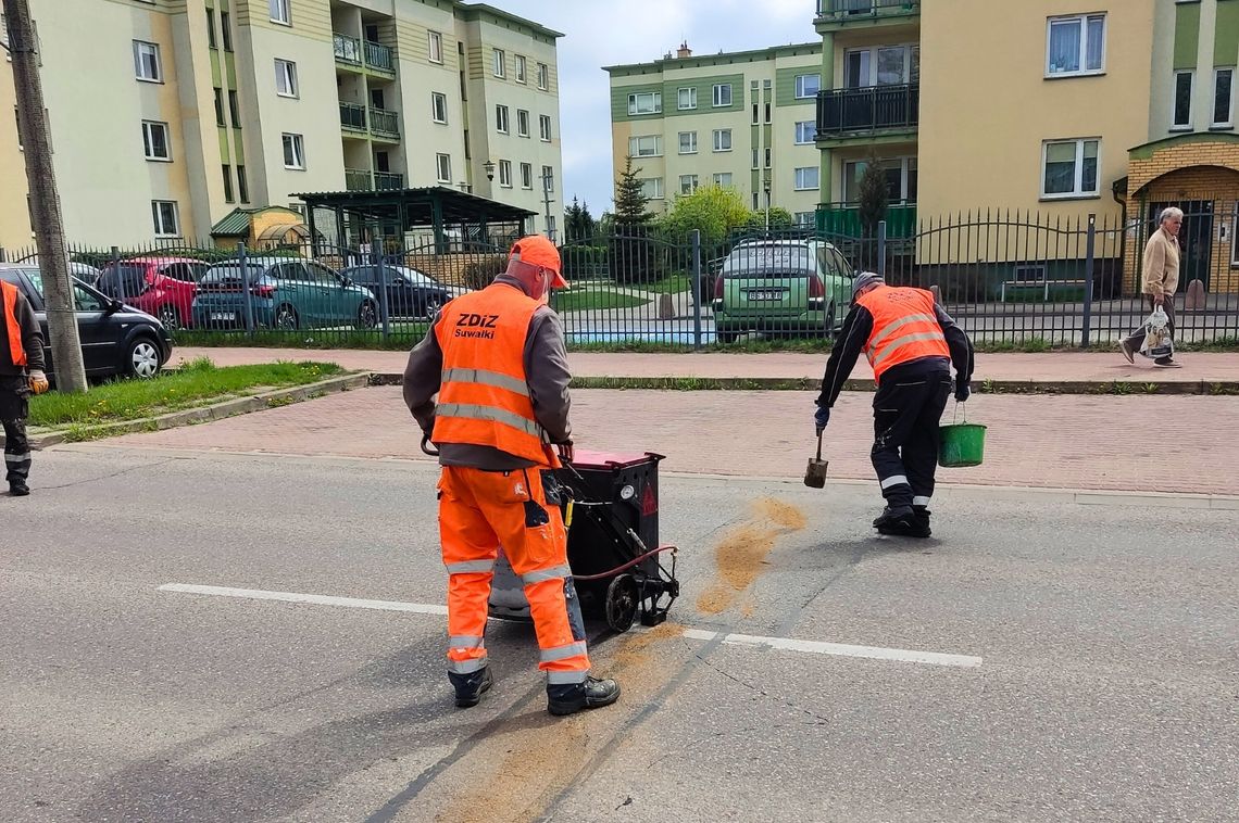 🔧 Naprawiamy suwalskie drogi szybciej i skuteczniej! 🚧