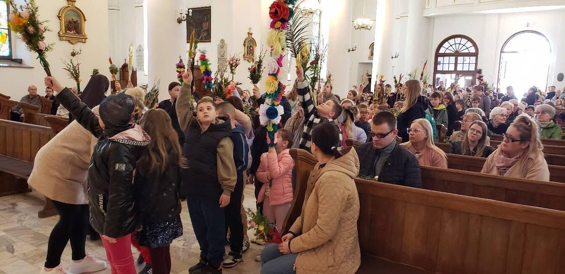 Niedziela Palmowa w Suwałkach – początek Wielkiego Tygodnia Niedziela Palmowa w Suwałkach – początek Wielkiego Tygodnia