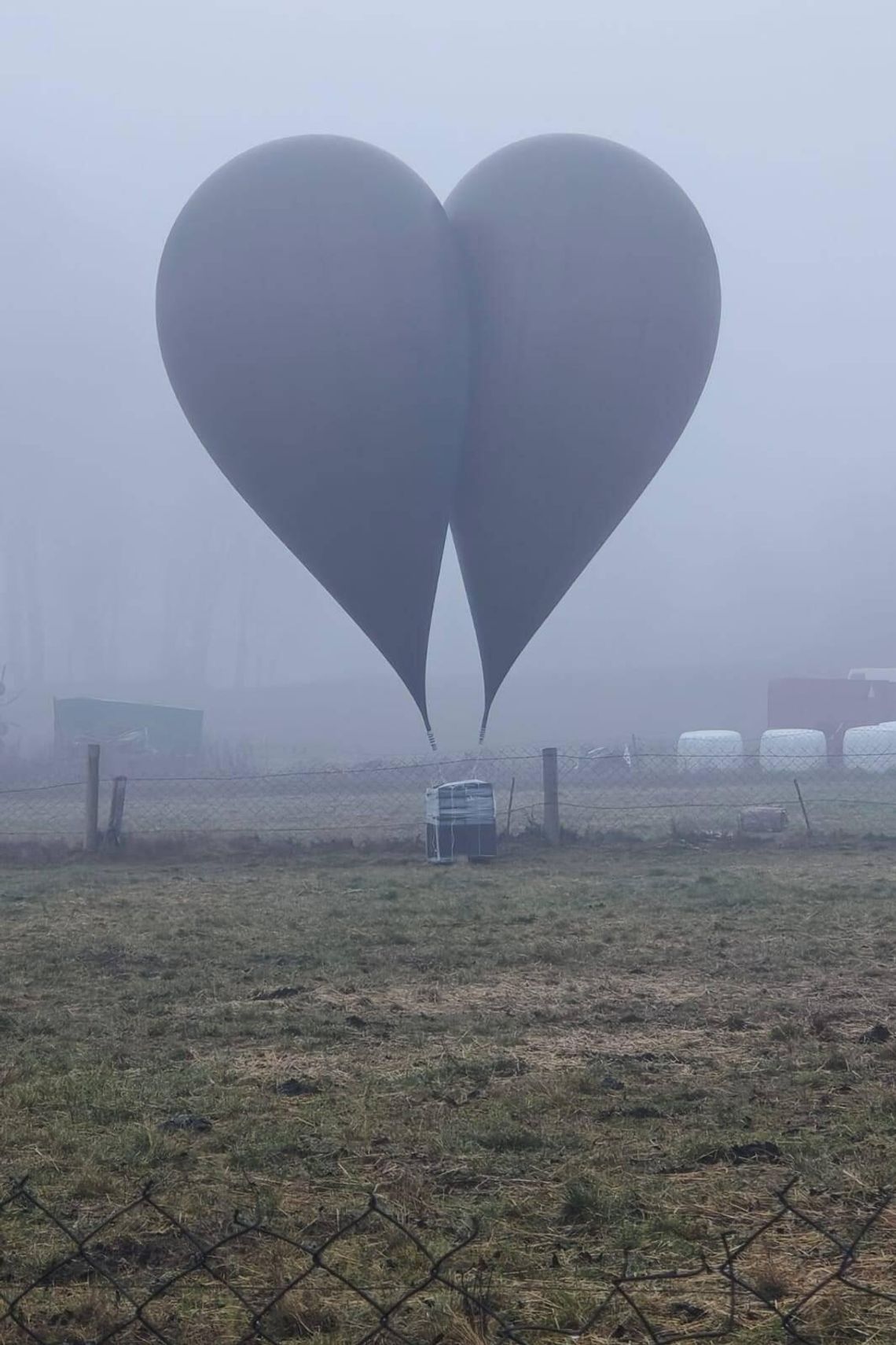 🎈🚨 Nielegalne papierosy przemycane… balonami meteorologicznymi! Zatrzymano dwie osoby