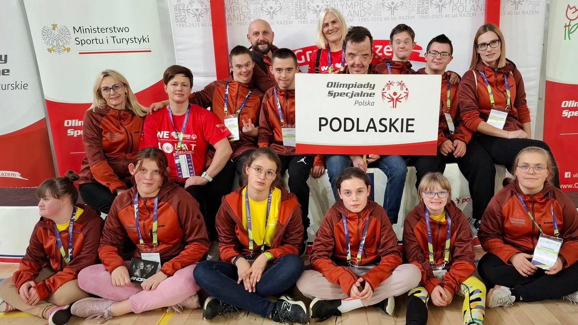 🤸♀️🥇 Niesamowite występy i deszcz medali dla zawodniczek z SOSW nr 1 w Suwałkach! 🥇🤸♀️ 🤸♀️🥇 Niesamowite występy i deszcz medali dla zawodniczek z SOSW nr 1 w Suwałkach! 🥇🤸♀️