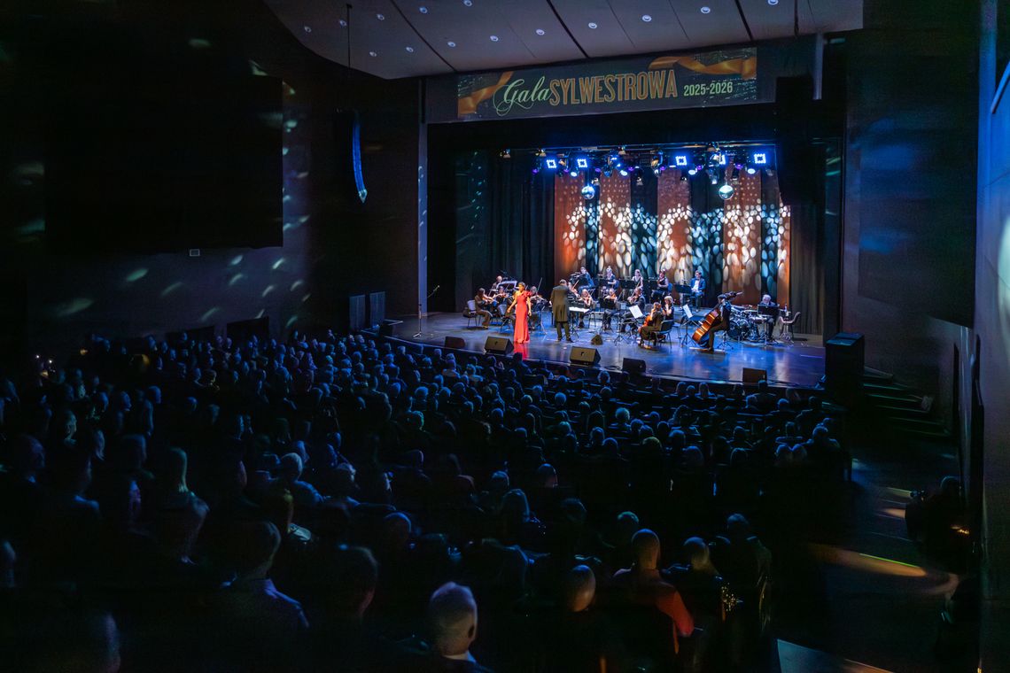 🎆 Niezwykła Gala Sylwestrowa z Suwalską Orkiestrą Kameralną 🎆 Niezwykła Gala Sylwestrowa z Suwalską Orkiestrą Kameralną