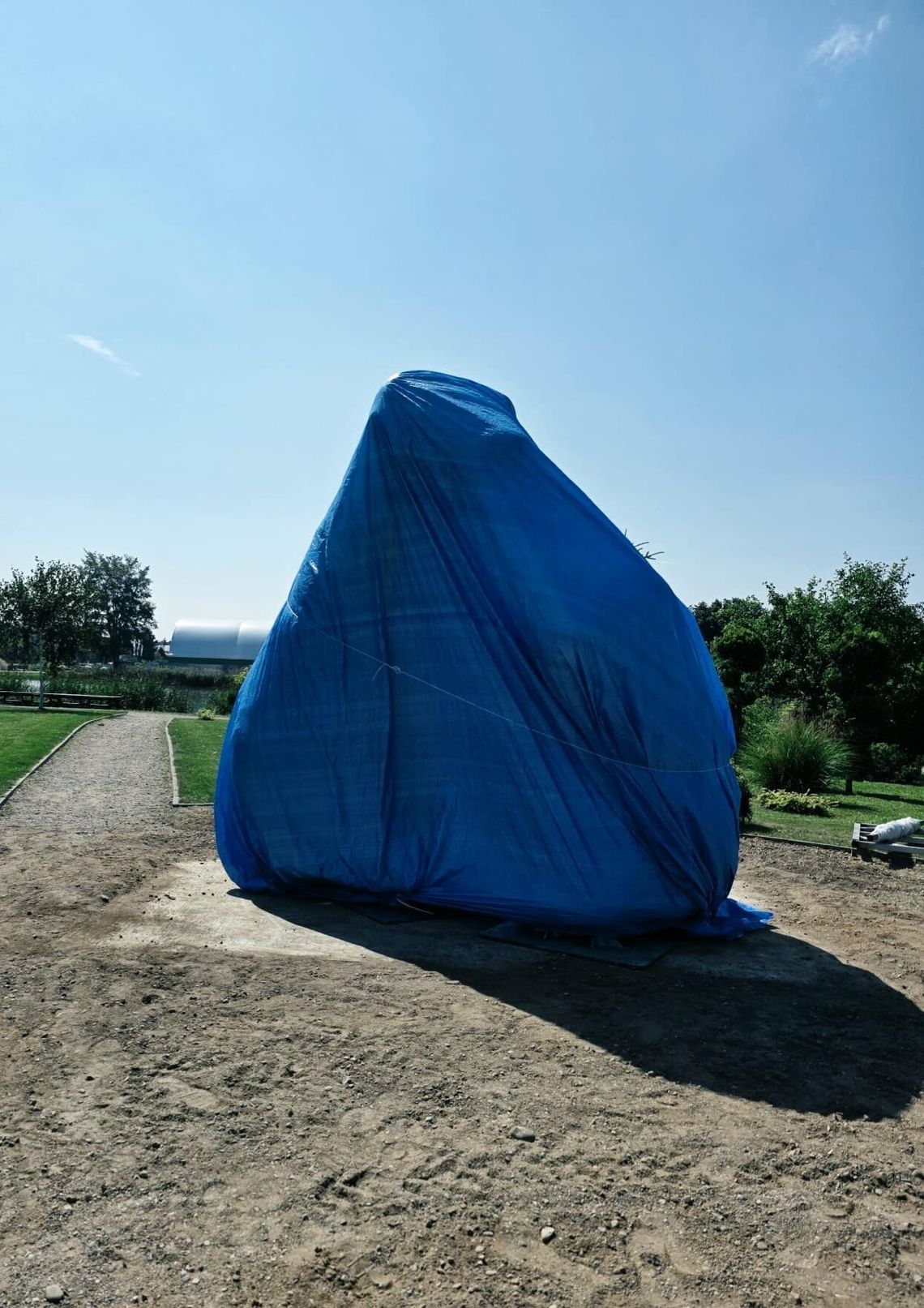 Nowa atrakcja nad Zalewem Arkadia. W sobotę oficjalne odsłonięcie tajemniczej instalacji
