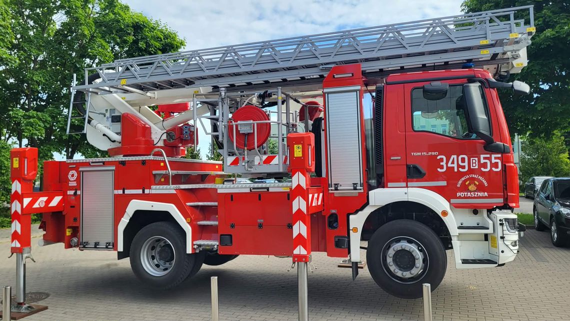 🚒 Nowoczesny podnośnik już w gminie Suwałki. Strażacy z OSP Potasznia otrzymają sprzęt za blisko 2,9 mln zł