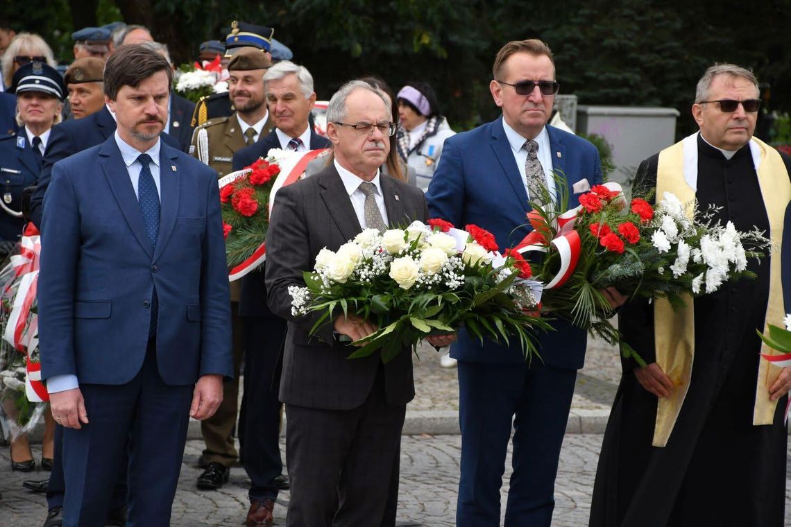 Obchody 106. rocznicy wyzwolenia Suwałk i Powstania Sejneńskiego Obchody 106. rocznicy wyzwolenia Suwałk i Powstania Sejneńskiego