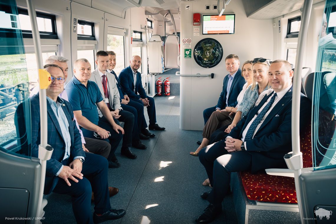 Odnowiony szynobus wrócił na podlaskie tory. Nowoczesny tabor POLREGIO już w ruchu Odnowiony szynobus wrócił na podlaskie tory. Nowoczesny tabor POLREGIO już w ruchu