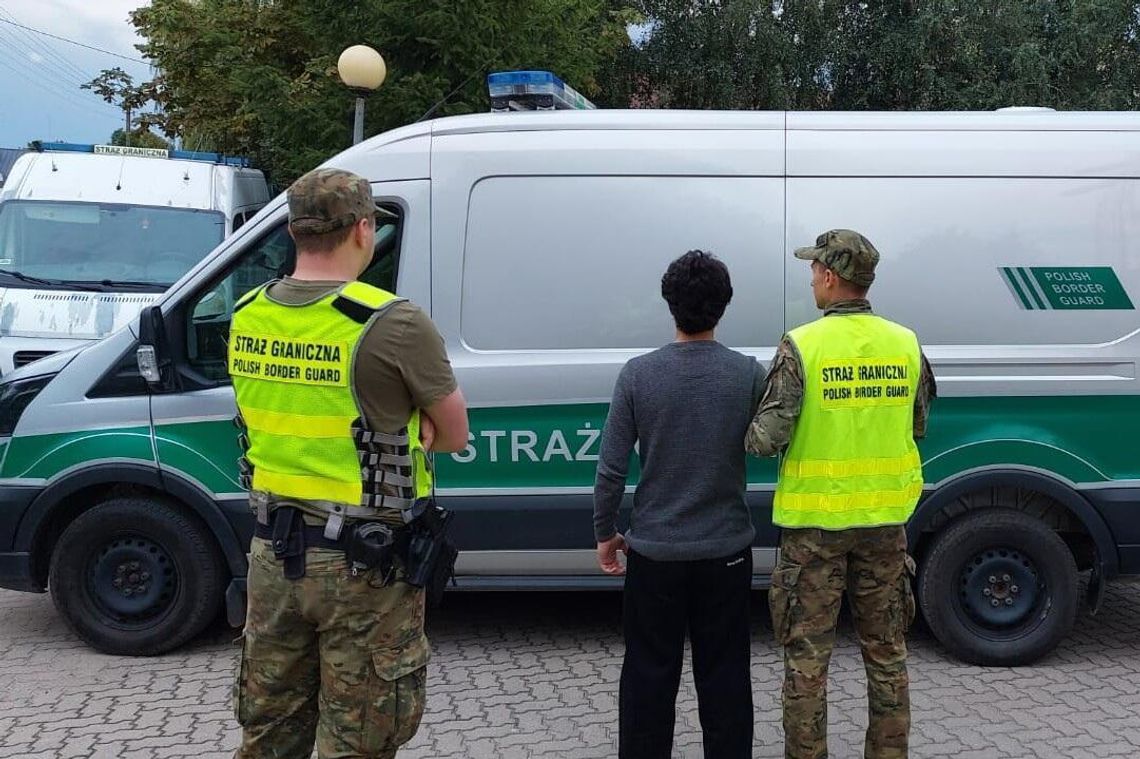 Pakistańczyk z podrobionym estońskim dokumentem zatrzymany w pociągu